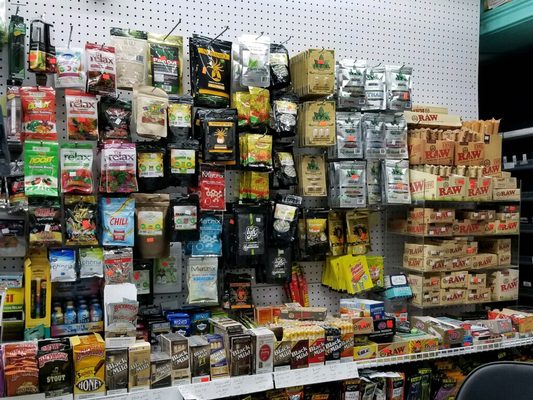 Discount Smoke & Tobacco and Beer