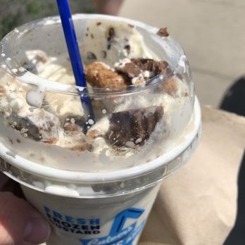 Culver's - Reese's - Fast Food Near Me - Lyons, Illinois