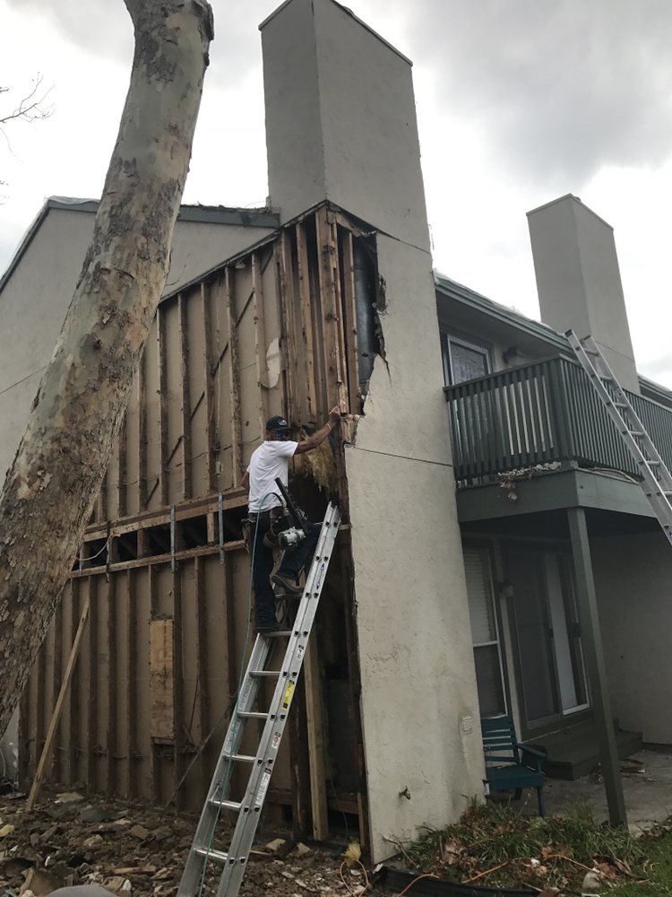 Slide of JM Contracting Services