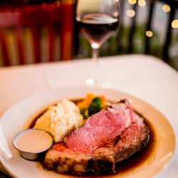 Farwood Bar and Grill