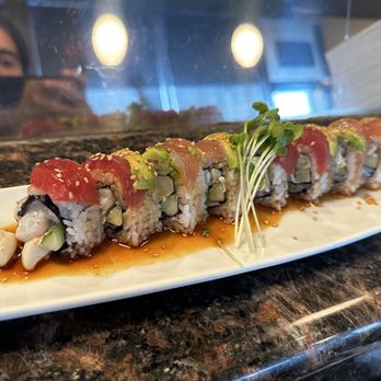 Sushi World - Scallops with other fish on top such as tuna and others. - Sushi Bars Near Me - Cypress, California Sushi World - Scallops with other fish on top such as tuna and others. - Sushi Bars Near Me - Cypress, California