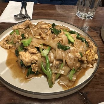 Imm Thai NYC - Pad See yu - Thai Near Me - New York, New York