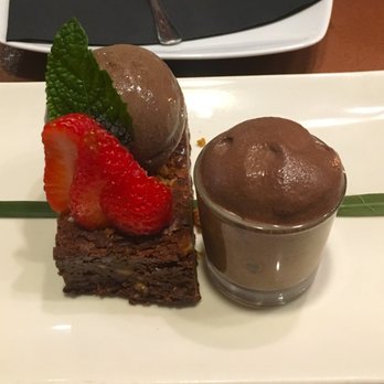 Viana - Chocolate dessert. Wife loved it. - Spanish Near Me - Barcelona, B Viana - Chocolate dessert. Wife loved it. - Spanish Near Me - Barcelona, B