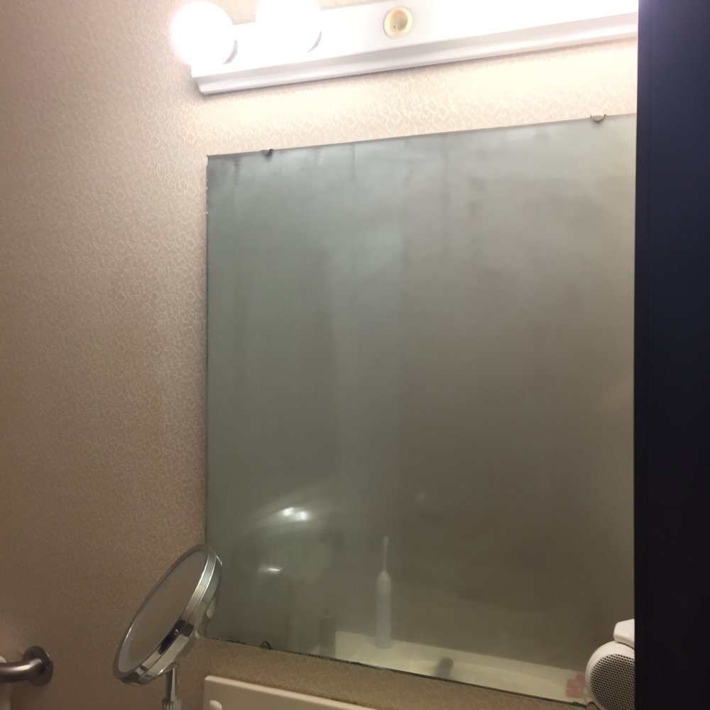 Econo Lodge - Hotels Near Me - Buckley, Washington