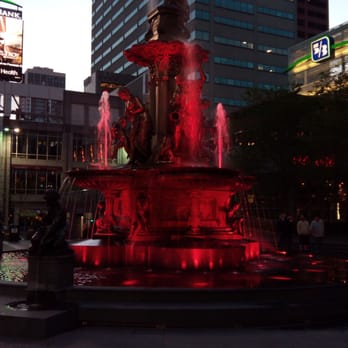 Fountain Square - Music Venues Near Me - Cincinnati, Ohio Fountain Square - Music Venues Near Me - Cincinnati, Ohio