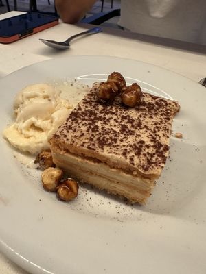 Restaurant Les Arcenaulx Marseille Vieux Port by null