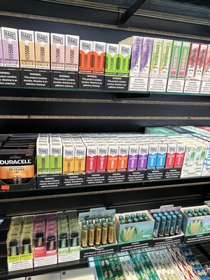 Famous Vape & Tobacco, 607 E Madison St, Springfield, MO 65806, US