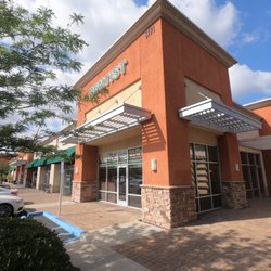 Pine Center Dental Group - Entrance to Pine Center Dental Group