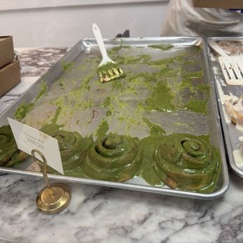Badash Bakes - Matcha cinnamon rolls - Bakeries Near Me - Pasadena, California Badash Bakes - Matcha cinnamon rolls - Bakeries Near Me - Pasadena, California