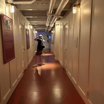 Titanic - The hallway, really cool. - Museums Near Me - Las Vegas, Nevada