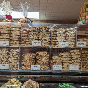 Uncle Giuseppe's Marketplace - One of each please - Grocery Near Me - Smithtown, New York