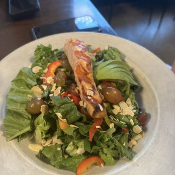 Etown - Salad - New American Near Me - Edwards, Colorado
