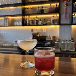 Hibiscus tea and lychee martini Hibiscus tea and lychee martini