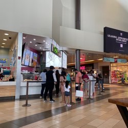 Ruby Thai - Got my food before the line formed on this Sunday afternoon.