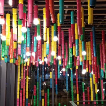 Nando's Peri-Peri - Beautiful decor - Portuguese Near Me - Chicago, Illinois