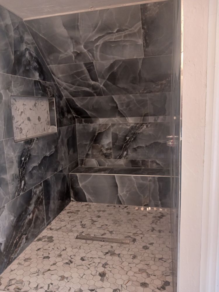 Slide of Ismael Ceramics and Porcelain Installations