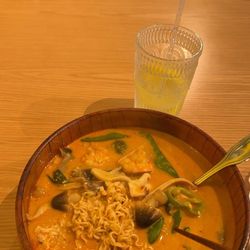 Thai Joy - Tom Yum seafood Mama Noodle Soup