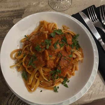 Da Massimo Ristorante Italiano - Fettuccine all'amatriciana - Italian Near Me - Florence, South Carolina Da Massimo Ristorante Italiano - Fettuccine all'amatriciana - Italian Near Me - Florence, South Carolina