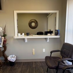 Wright Hearing Center - Front Desk