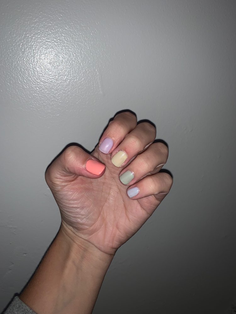 Adorable Nails Salon & Esthetics Logo
