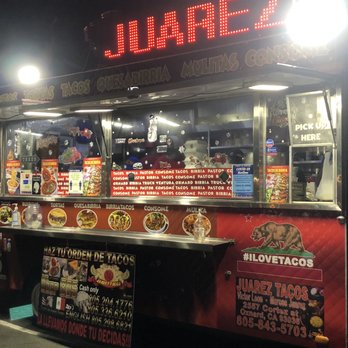 Juarez Tacos - a food stand at night - Food Trucks Near Me - Oxnard, California
