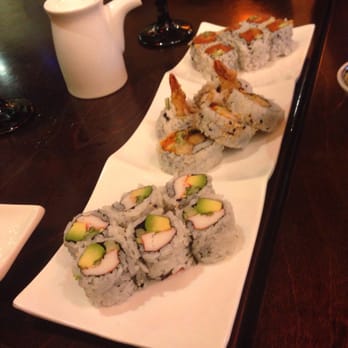 Sushi Prince - Roll Platter (California Roll, Shrimp Tempura Roll, and Spicy Tuna) - Japanese Near Me - Fairfax, Virginia
