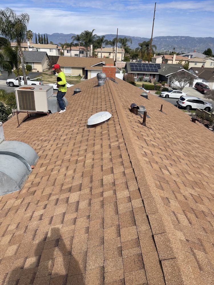 Slide of Off The Roof Roofing