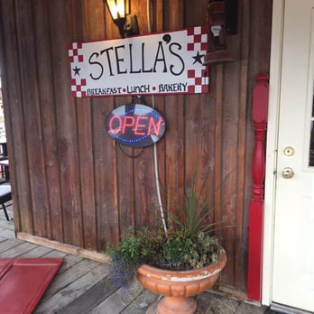 Stella's - Front entrance - Delis Near Me - Ronan, Montana