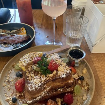 Sunny Side Breakfast - CRUNCHY MASCARPONE. Deep fried French toast. Mixed it with chicken from the waffle and chicken. - Breakfast & Brunch Near Me - Sacramento, California