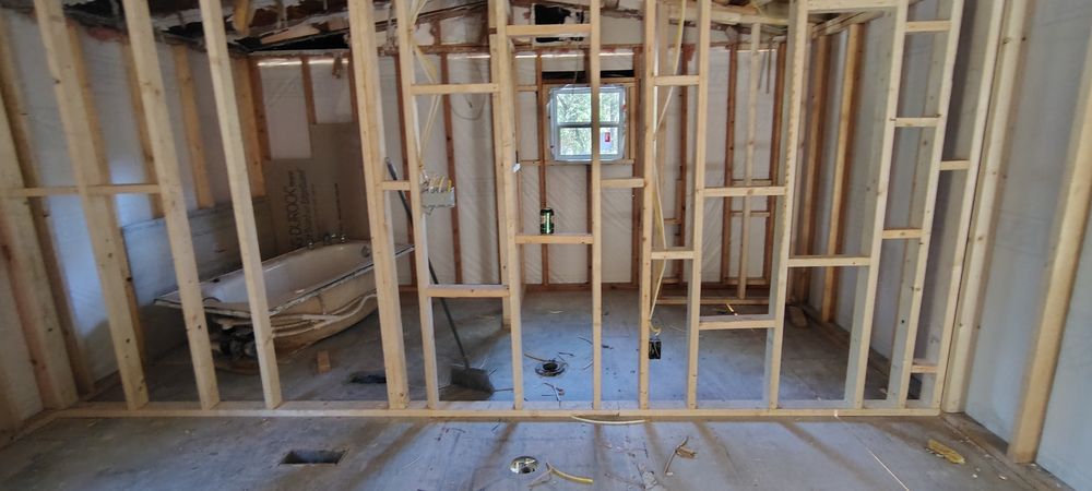 Slide of SSI Construction and Remodeling