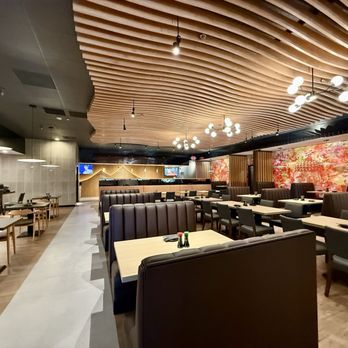 Yama Sushi House - Main dining area - Sushi Bars Near Me - Phoenix, Arizona Yama Sushi House - Main dining area - Sushi Bars Near Me - Phoenix, Arizona