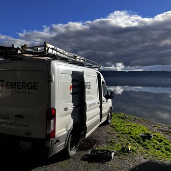 Emerge Home Services  - Electricians Near Me - Winlock, Washington
