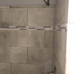 Nicely remodeled bathroom, spotless. Nicely remodeled bathroom, spotless.