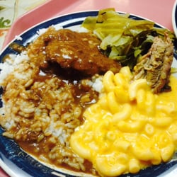 Big Momma's Fine Foods - Great food and service.