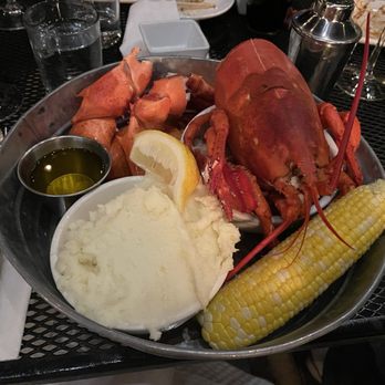 Fishermen's View - 2lb lobster - New American Near Me - Sandwich, Massachusetts