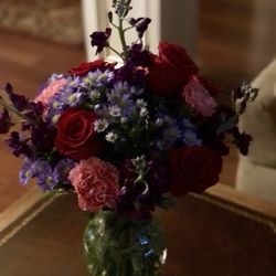 A Ring Around The Roses - Lovely arrangement!
