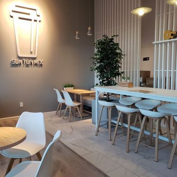 Sun Tea Mix - Interior - Bubble Tea Near Me - Honolulu, Hawaii Sun Tea Mix - Interior - Bubble Tea Near Me - Honolulu, Hawaii