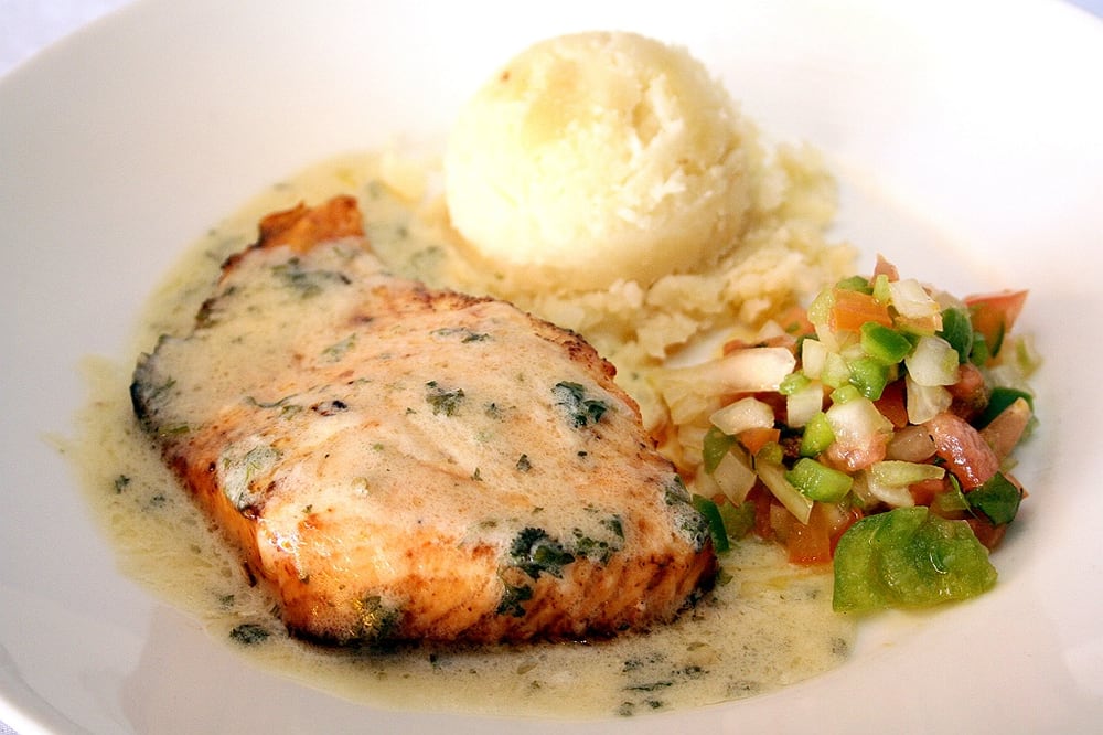 MANGO BAR & GRILL Updated September 2024 58 Photos & 21 Reviews