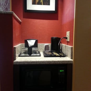 Courtyard by Marriott Oneonta Cooperstown Area - Microwave, mini fridge and coffee maker - Hotels Near Me - Oneonta, New York