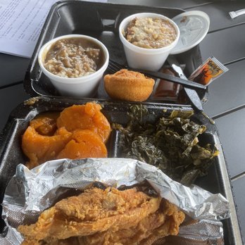 Pannie-George’s - Fried chicken, sweet potatoes, collards, rice and gravy, muffin, and peach cobbler. - Southern Near Me - Montgomery, Alabama
