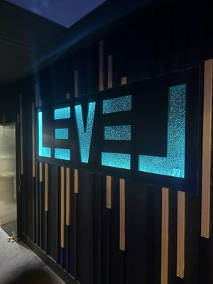 Level by null