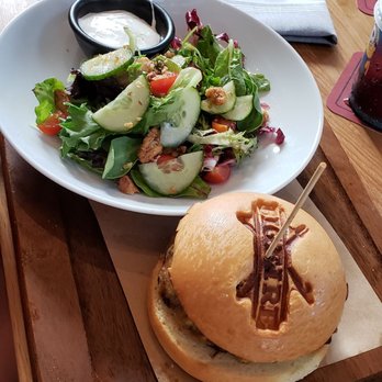 Bigfire - Burger with side salad - American Near Me - Orlando, Florida Bigfire - Burger with side salad - American Near Me - Orlando, Florida