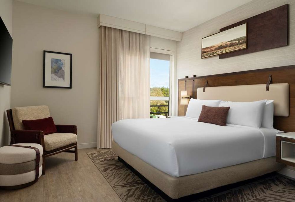 The Knoll Hotel Napa Valley, Tapestry by Hilton
