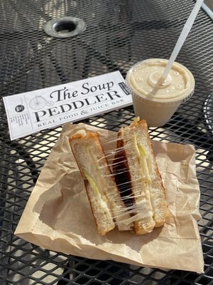 Soup Peddler Real Food & Juice Bar by null
