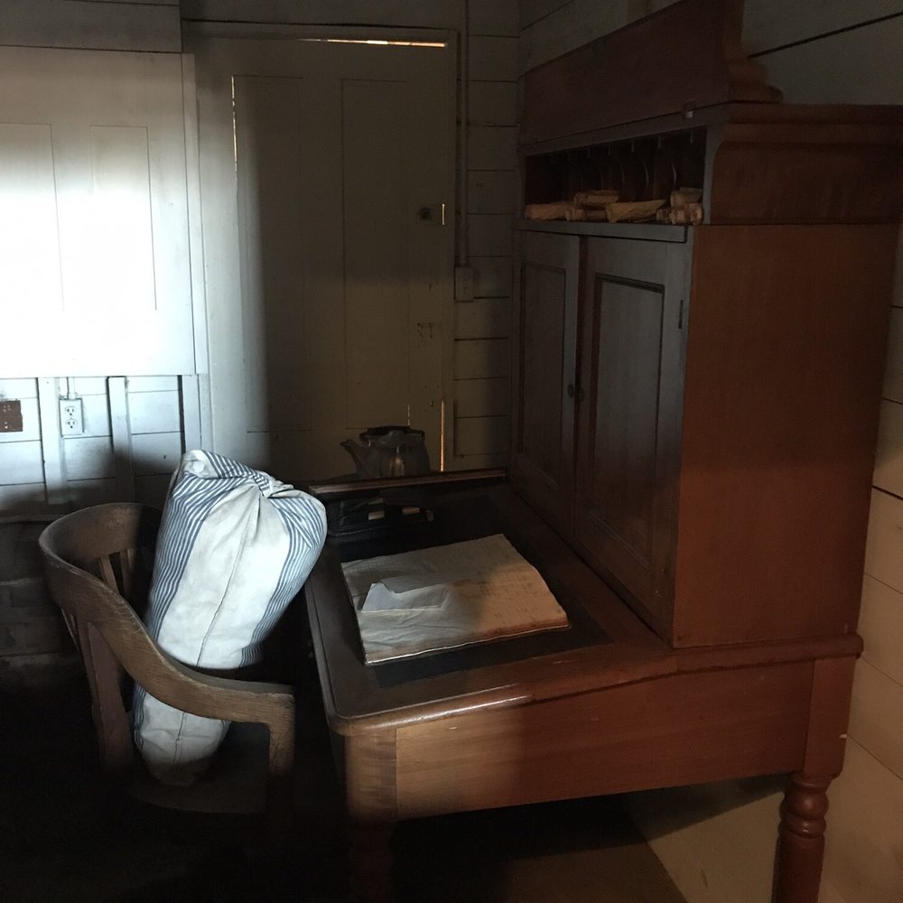 Banning Residence Museum - Museums Near Me - Wilmington, California