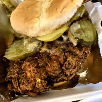 Stuffedlust - Fried chicken sandwich - Food Trucks Near Me