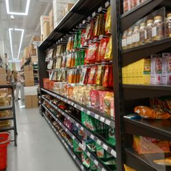 E Joy Food Mart - Inside the store