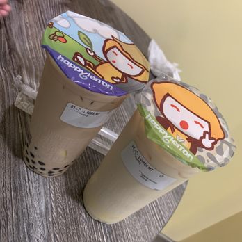 Happy Lemon - Oolong milk tea & boba milk tea. (Hardly any pudding as you can see from pic) - Bubble Tea Near Me - Pleasanton, California Happy Lemon - Oolong milk tea & boba milk tea. (Hardly any pudding as you can see from pic) - Bubble Tea Near Me - Pleasanton, California