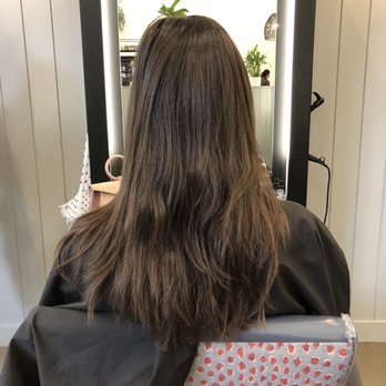 Robert Leonard - Hair Salons Near Me - Seattle, Washington