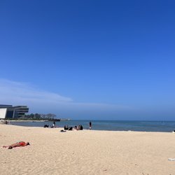 Clark Street Beach